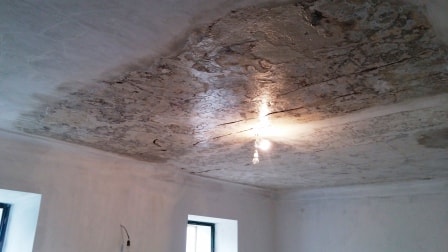 Rekonstrukce rákosového stropu