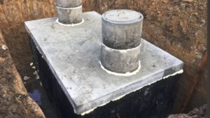 Dvoukomorový betonový septik