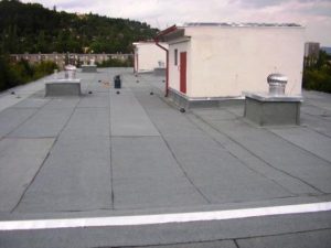Rekonstrukce ploché střechy asfaltovými pásy